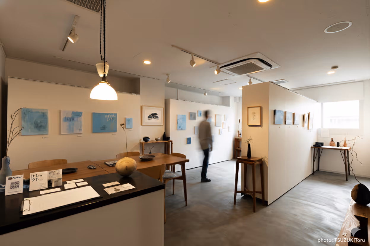 [background image] image of picturesque nearby location (for a bed & breakfast)